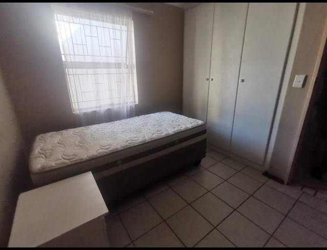 1 BEDROOM PROPERTY TO RENT IN WIERDA PARK